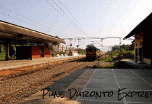 Nguy hiểm không ai biết vì lỗi đứng chờ tàu hỏa không đúng cách