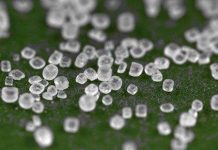 Pin điện thoại sẽ nhỏ bằng hạt muối