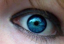 Biến mắt nâu thành mắt xanh trong 20 giây