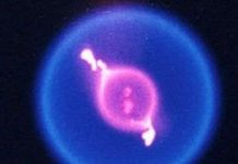 NASA tìm cách dập tắt đám cháy trong không gian