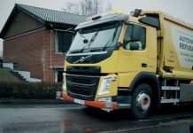 Xe tải chở rác của hãng Volvo có khả năng tự lái cực độc đáo