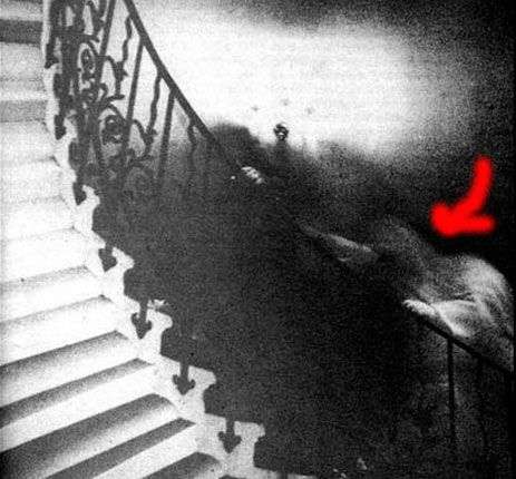 Chuyên rợn người của ‘kẻ’ thường xuyên gặp … ma