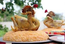 Vì sao trên mâm cỗ ngày Tết luôn có gà luộc - câu hỏi "tưởng dễ mà khó" đố bạn trả lời