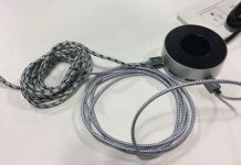 Vì sao không nên sạc điện thoại ở nơi công cộng?