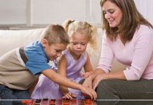 Con gần gũi mẹ dễ có tình yêu đẹp khi lớn