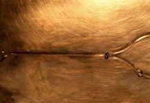 Máy tính từ giọt nước