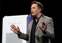 Ông trùm vũ trụ nước Nga tuyên bố người Nga sẽ về đích trước SpaceX