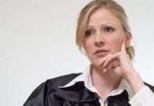 Nữ có tên nam dễ thành công trong nghề luật