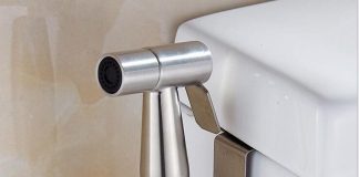 Bạn sẽ không nhìn thấy vòi xịt toilet khi đến Mỹ - vì sao vậy?