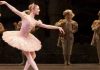 Vì sao những vũ công ballet không bị chóng mặt dù xoay liên tục tới 32 vòng?