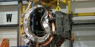 Tổng hợp hạt nhân bằng cỗ máy méo