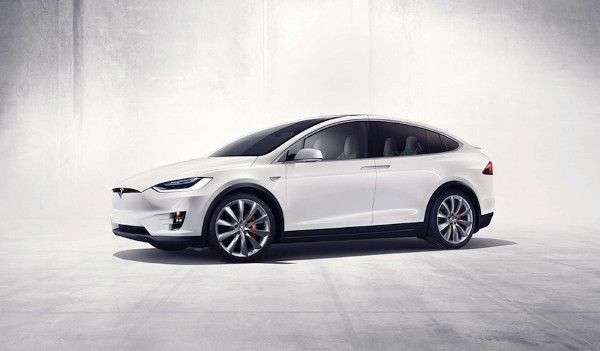 Tesla Model X chính thức ra mắt xe SUV chạy điện
