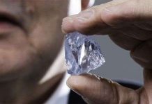 Phát hiện viên kim cương xanh "siêu khủng"