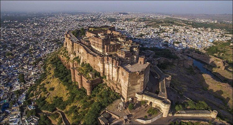 Khám phá kỳ quan pháo đài Mehrangarh khổng lồ của Ấn Độ