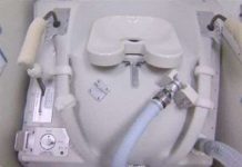 Đi vệ sinh trên vũ trụ như thế nào? Đi vệ sinh trên vũ trụ như thế nào?