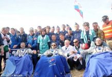 Ba phi hành gia từ ISS về trái đất an toàn