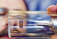 Bắn laser tìm hiểu trung tâm trái đất