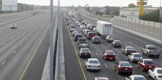 Không tai nạn, không sửa đường, vì sao vẫn xảy ra kẹt xe?