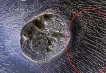 NASA công bố miệng núi lửa kỳ lạ nhất trên sao Hỏa NASA công bố miệng núi lửa kỳ lạ nhất trên sao Hỏa