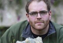 Dấu chân bí ẩn của Người Tuyết ở Nepal