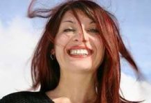 Tại sao chúng ta cười?