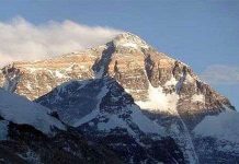 Tại sao con người luôn muốn chinh phục đỉnh Everest?