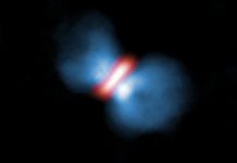 Luồng khí bắn ra khi ngôi sao “cất tiếng chào đời” Luồng khí bắn ra khi ngôi sao "cất tiếng chào đời"