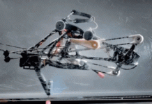 Robot sử dụng hoàn toàn khả năng cơ học để giữ thăng bằng