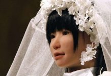 Con người có thể kết hôn với robot trong 30 năm tới