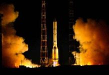 Nga phóng tên lửa đẩy “Proton-M” Nga phóng tên lửa đẩy “Proton-M”
