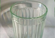 Câu chuyện thú vị đằng sau chiếc cốc thủy tinh mài cạnh huyền thoại