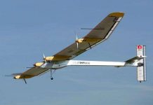 Máy bay năng lượng Mặt Trời hoãn bay tới Morocco