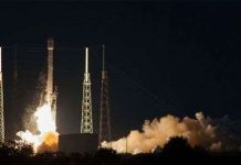 5 chuyến bay vũ trụ kỳ công nhất năm 2013