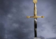 Khám phá 8 thanh kiếm kỳ bí bậc nhất thế giới