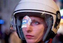 Mũ bảo hiểm nghe được cả suy nghĩ Mũ bảo hiểm nghe được cả suy nghĩ