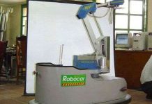 Việt Nam chế tạo xe tự hành chống phóng xạ, dịch bệnh