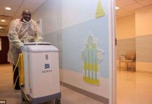 Các nhà khoa học phát triển robot diệt virus Ebola