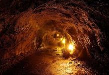 Con người có thể sống trong hang dung nham trên Mặt Trăng