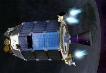Tàu du hành LADEE chuẩn bị “tự sát” Tàu du hành LADEE chuẩn bị “tự sát”