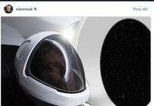 Hình ảnh chính thức đầu tiên về bộ đồ phi hành gia được SpaceX sử dụng Hình ảnh chính thức đầu tiên về bộ đồ phi hành gia được SpaceX sử dụng