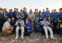 Hai phi hành gia trở về Trái Đất an toàn từ trạm ISS Hai phi hành gia trở về Trái Đất an toàn từ trạm ISS