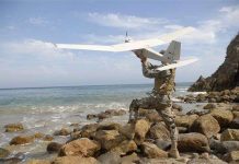 Máy bay không người lái bay 9 giờ liên tục