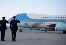Cảm giác bay trên Air Force One như thế nào?