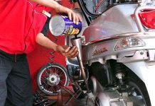 Xe máy ở Việt Nam đi bao lâu cần thay dầu?