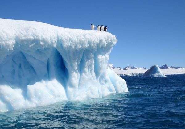 Khám phá bất ngờ về độ dày của khối băng Nam Cực