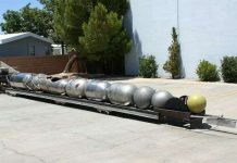 Xe chạy nhanh kỷ lục với tốc độ 3.200km/h