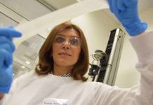 Bao cao su mỏng chưa đến 45 micron chiết xuất từ cỏ