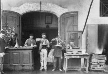 Bất ngờ với cách ăn mỳ Ý đúng kiểu truyền thống