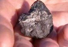 Mưa thiên thạch ở Nga mang virus tới Trái đất?