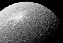 Phát hiện dưỡng khí trên vệ tinh sao Thổ Phát hiện dưỡng khí trên vệ tinh sao Thổ